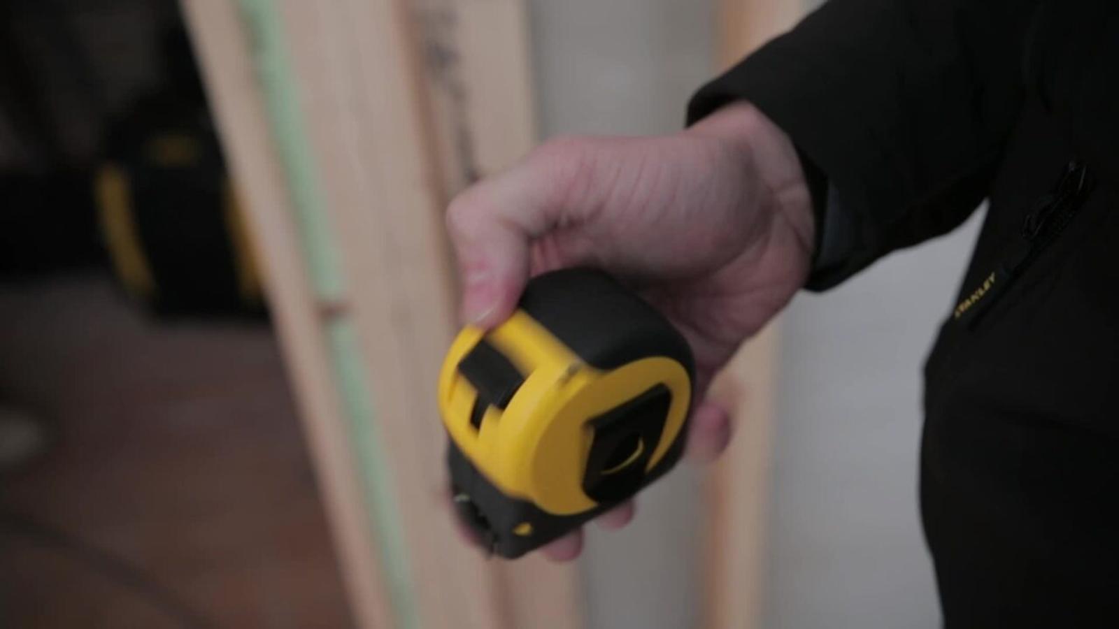 Stanley FatMax 8m Wide Blade Tape Measure, Stainless Steel, Magnetic Tip, Lockable, Belt Clip