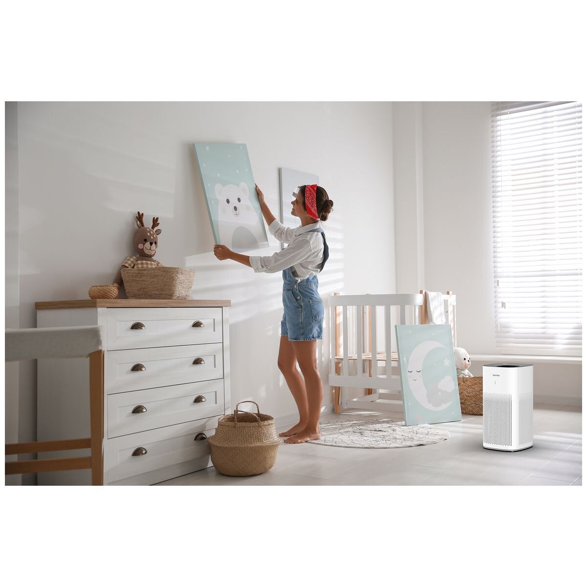 Ionmax 4-Stage HEPA Air Purifier - Wi-Fi App Control, Ioniser and PM2.5 Monitoring - White - ION350