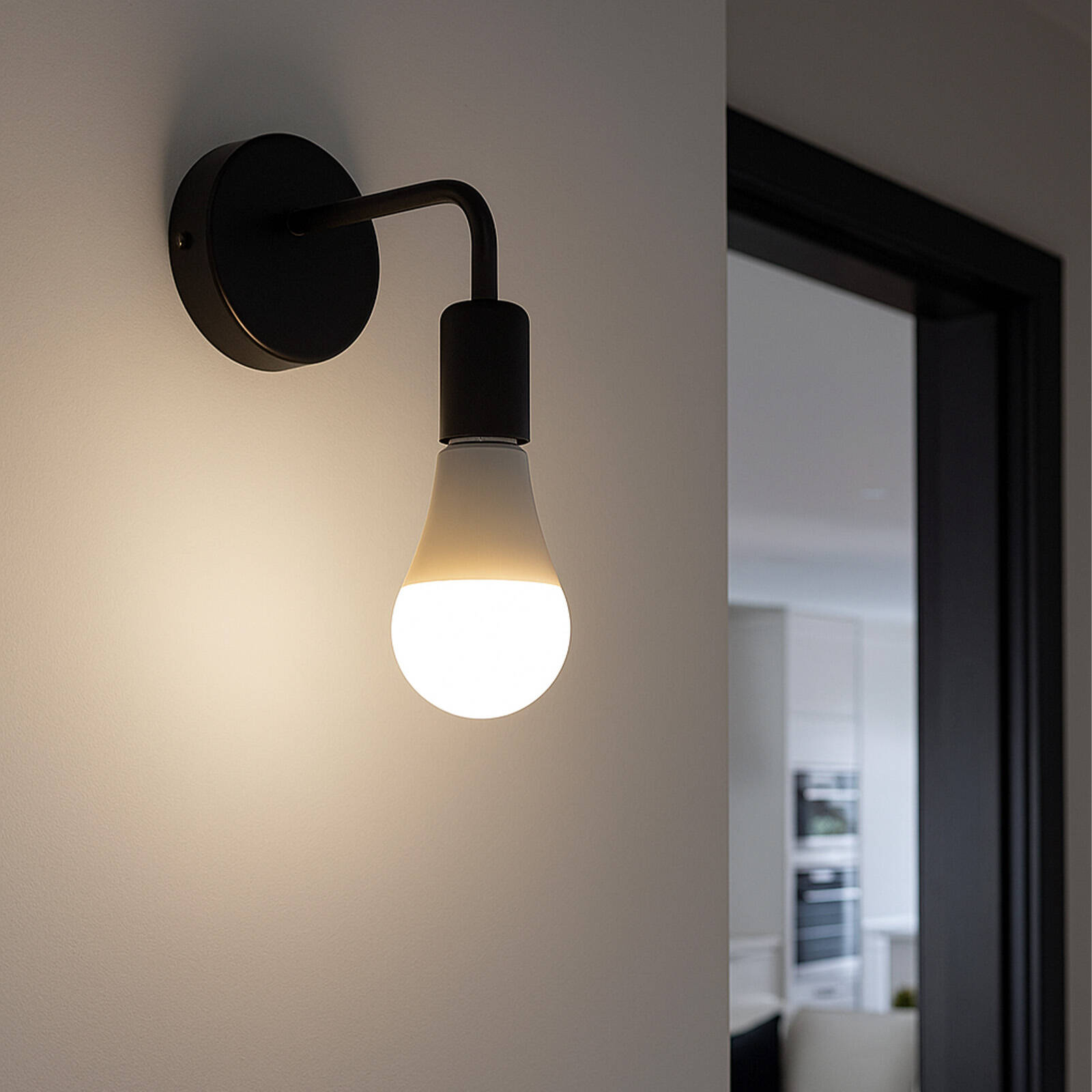Arlec Grid Connect Smart E27 LED Globe 12W 1050lm CCT Colour Dimmable