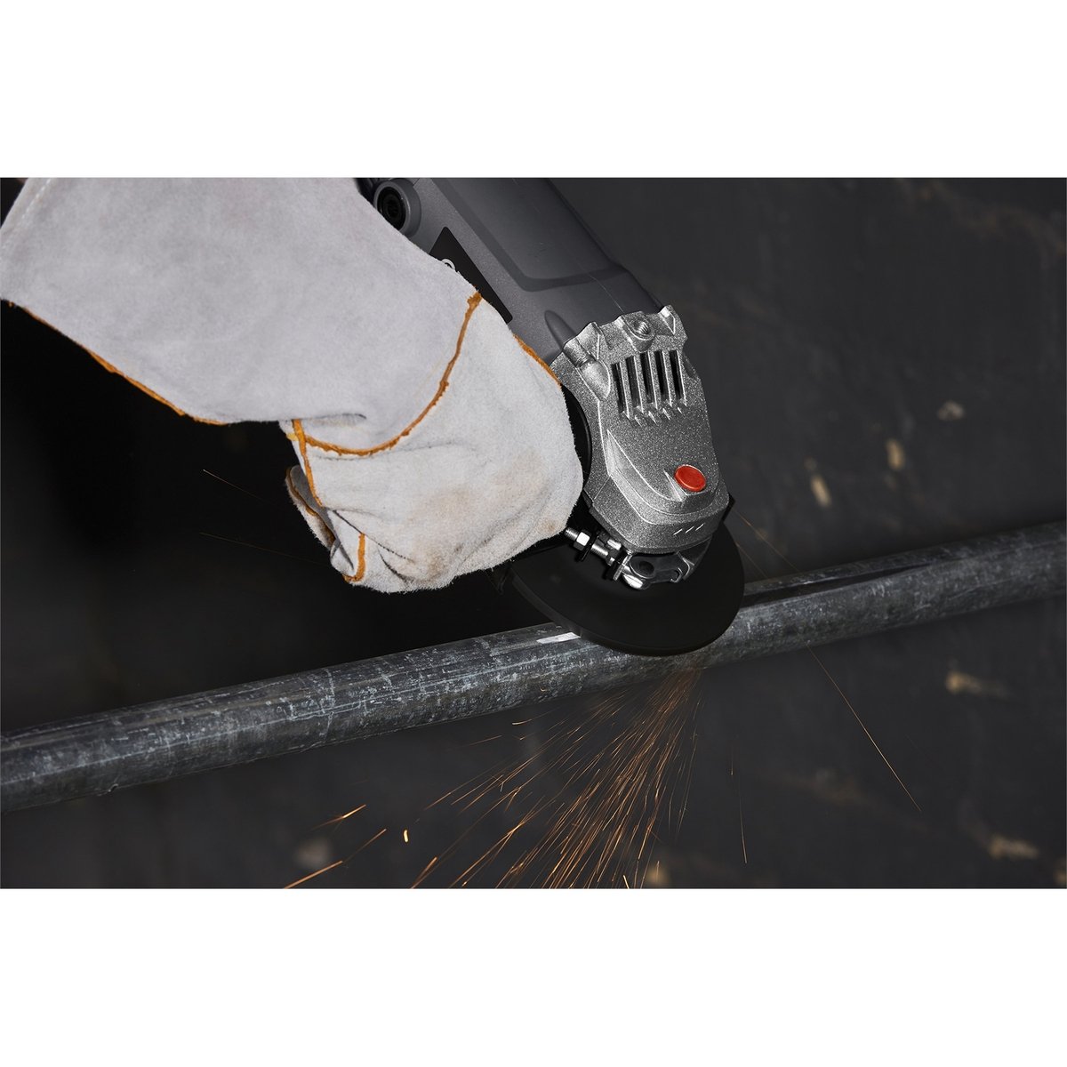 Ozito Angle Grinder - 125mm - Plastic, Metal - 1200W Motor - SuperSaverAU - view 4
