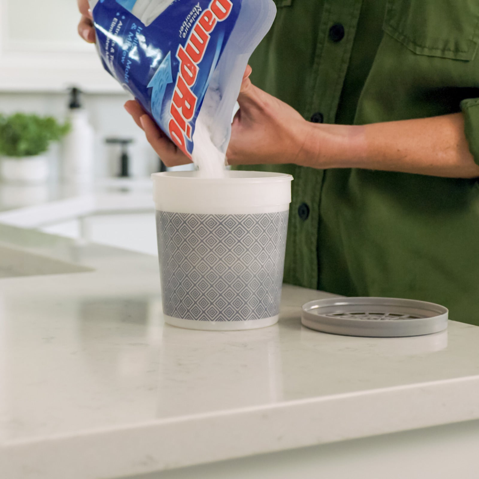 DampRid 1.24kg Moisture Absorber Refill, Odourless White Crystals, Prevents Mould & Mildew