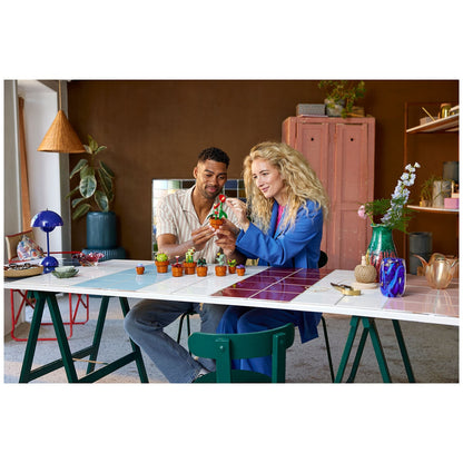 LEGO Icons Tiny Plants 10329