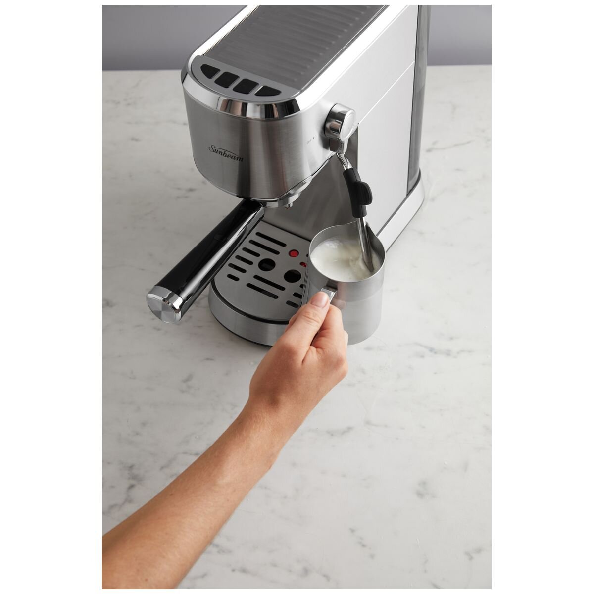 Sunbeam Compact Barista espresso machine 1L - Stainless steel, thermoblock heating, 15 bar pump - EMM2900SS