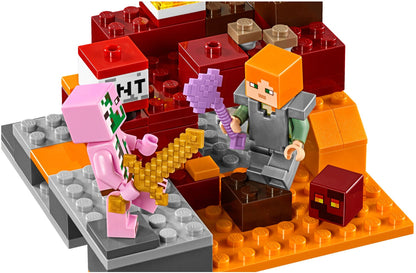 LEGO 21139 Nether Fight: Minecraft Alex vs. Zombie Pigman