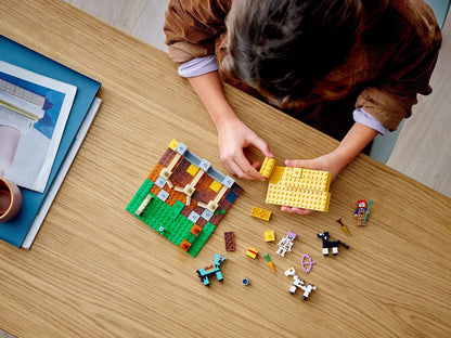 LEGO 21171 Minecraft Horse Stable: Build, Ride & Battle!