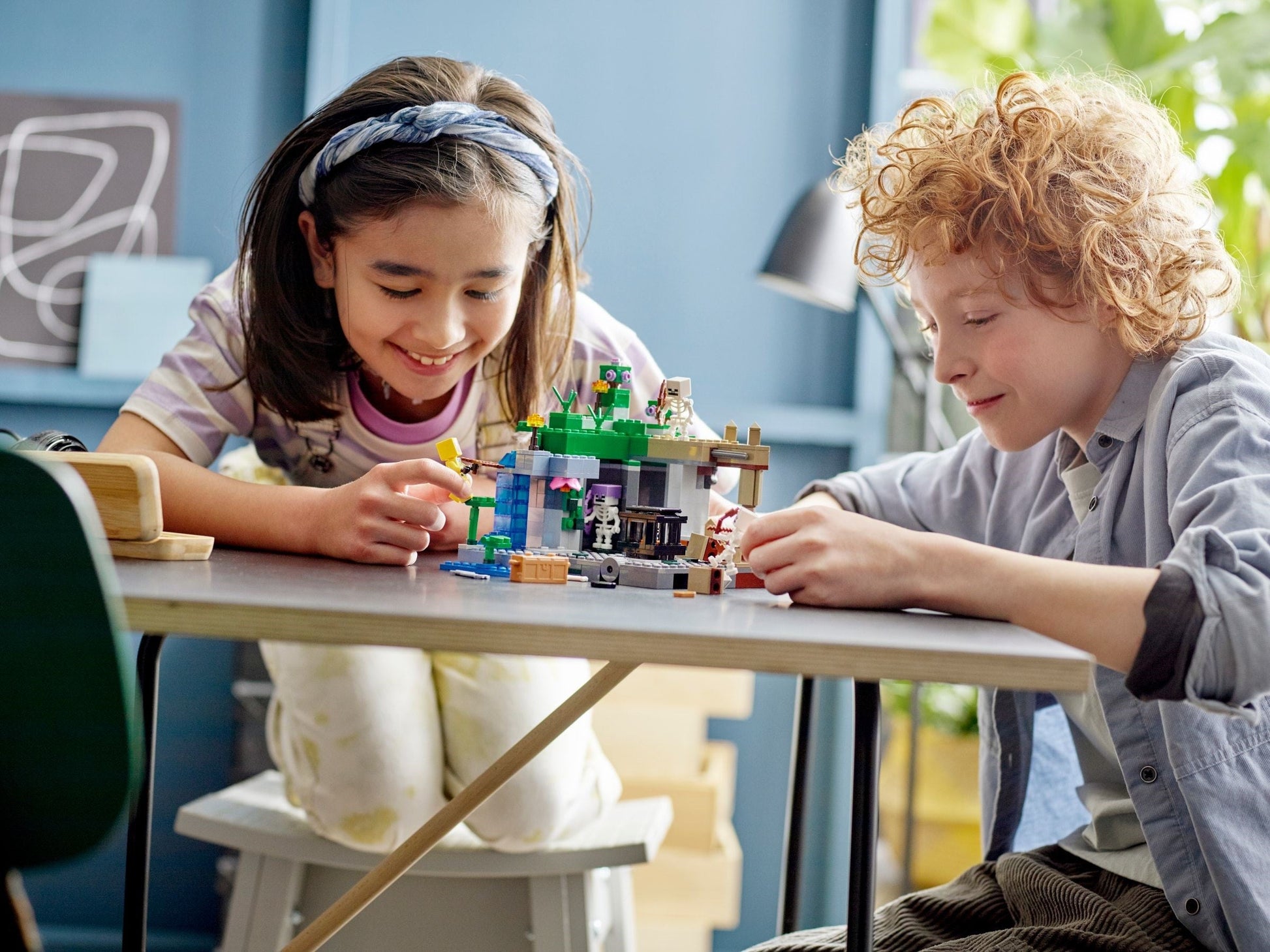 LEGO Minecraft Series 21189 The Skeleton Dungeon- Auzzi Store