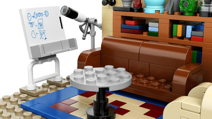 LEGO 21302 The Big Bang Theory Set - Build Leonard & Sheldon's Living Room