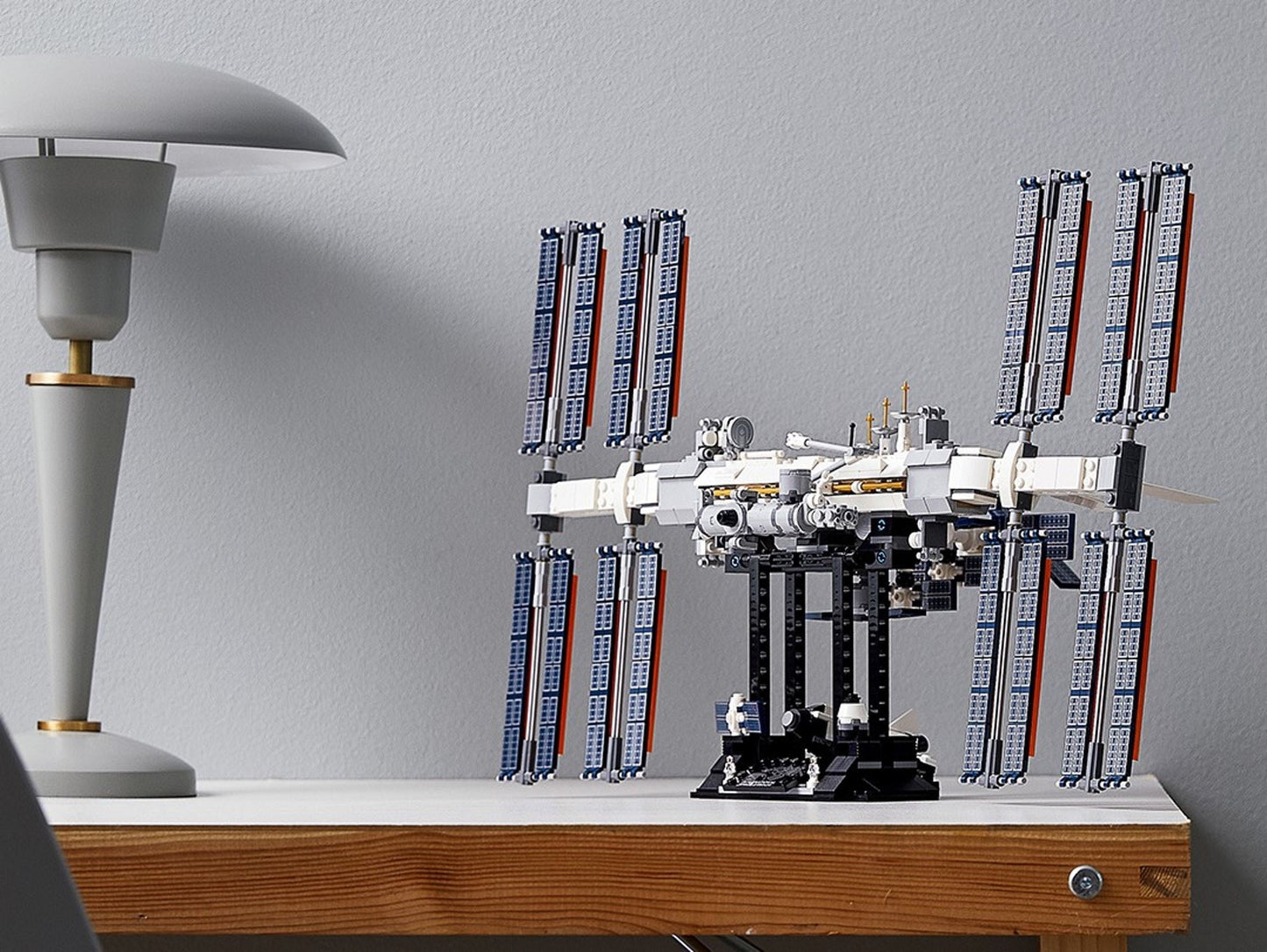 LEGO 21321 International Space Station Model Kit