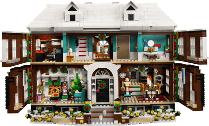 LEGO 21330 Home Alone House - Festive Display Set