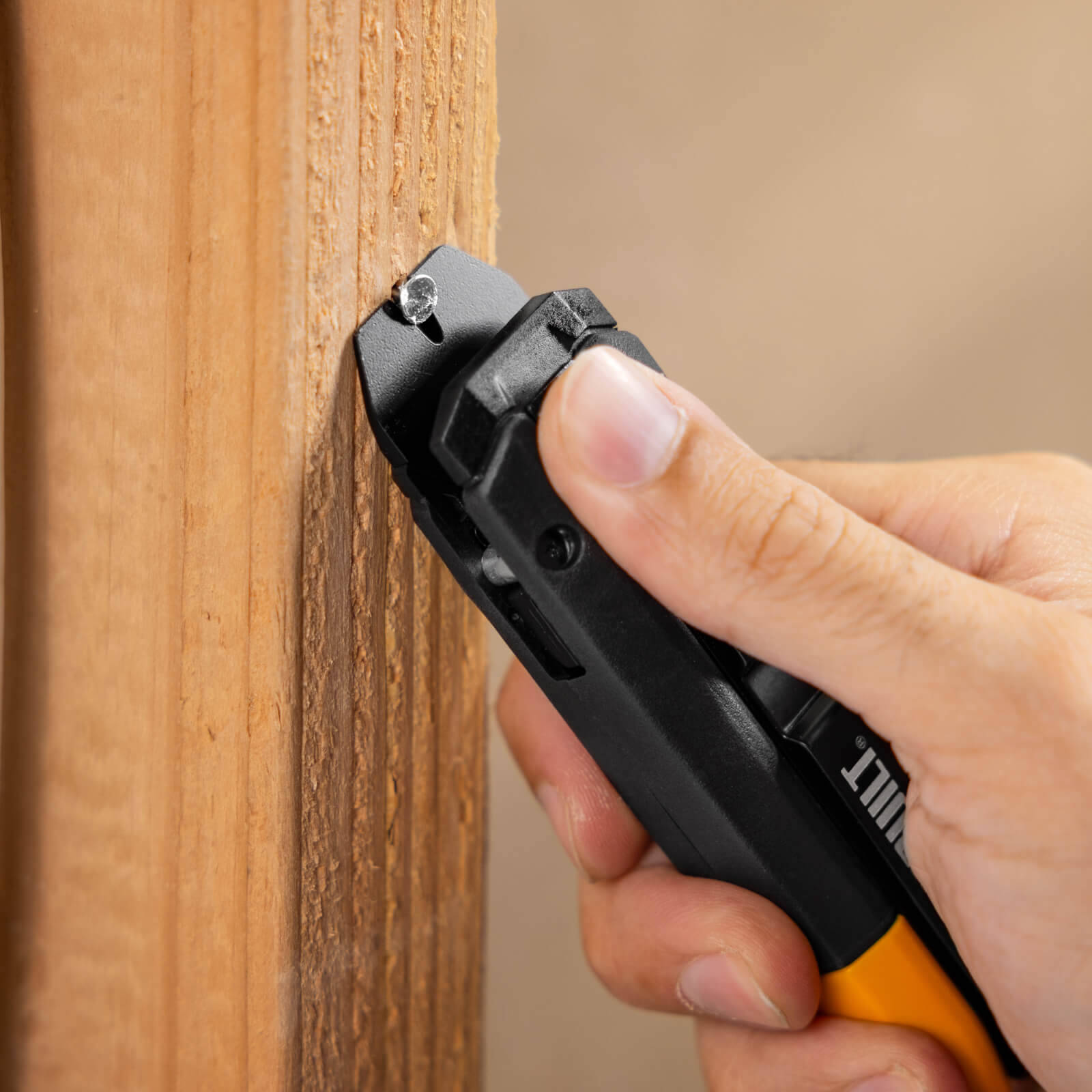 ToughBuilt Pry Bar Utility Knife