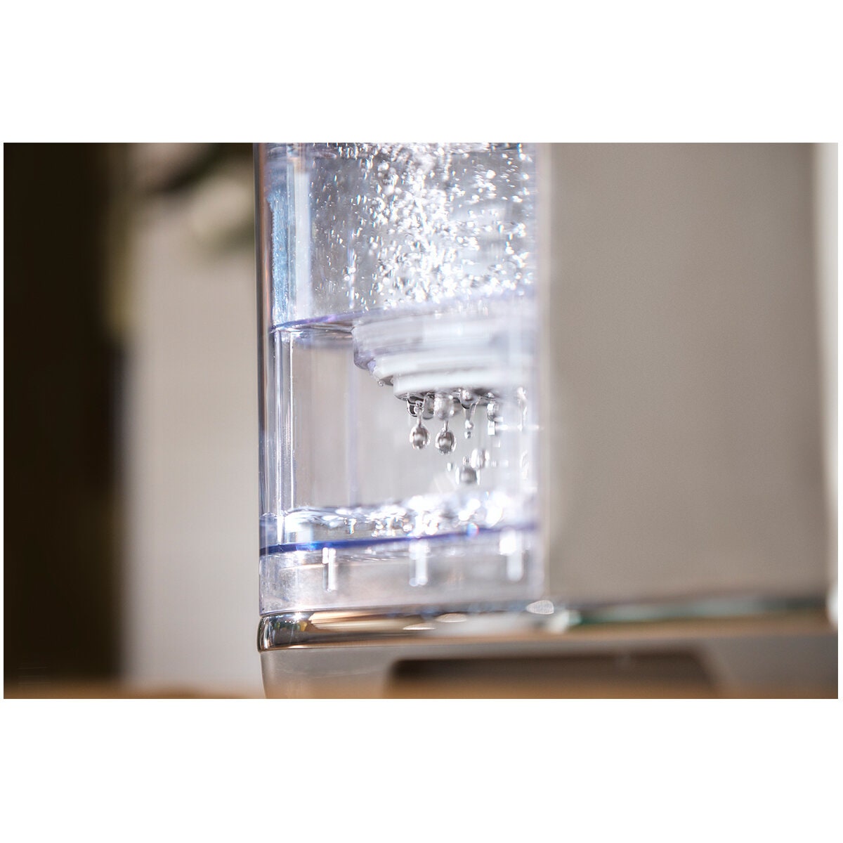 Breville the AquaStation Purifier Hot - 4-stage filtration, 3L tank, stainless steel - LWA200BSS2IAN1