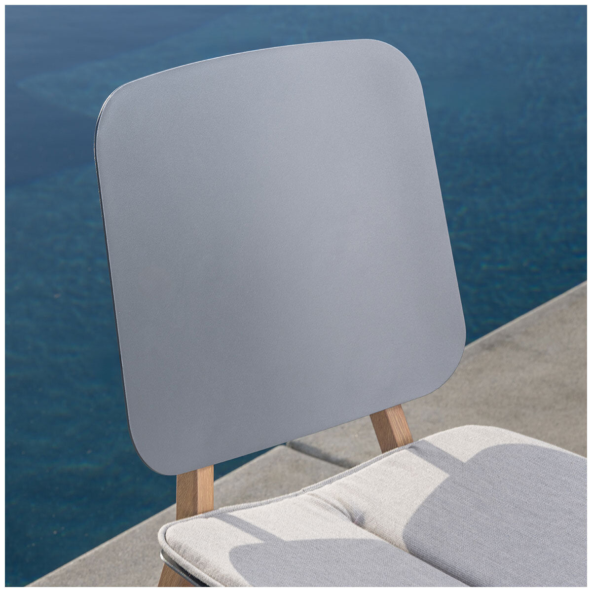 SunVilla Biblos 7-Piece Outdoor Dining Set – Weather-Resistant Wicker & Glass Topped Table with Chairs