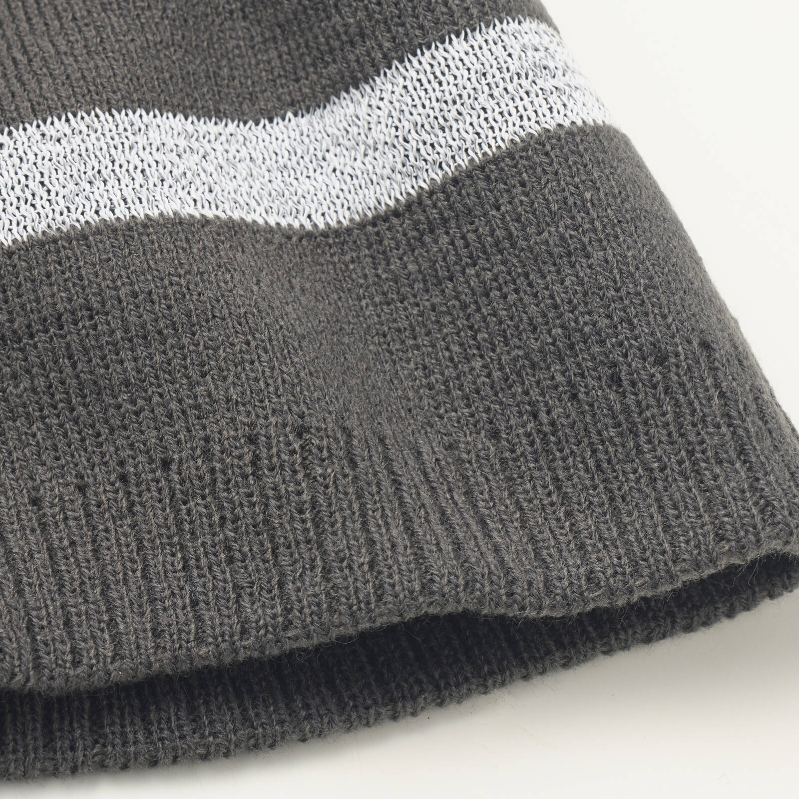 DeWALT Reflective Beanie Black Acrylic Ribbed One Size