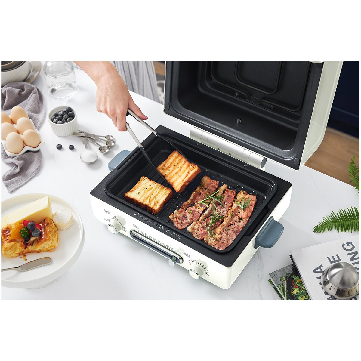 Morphy Richards 12L MultiOven - 2000W, Three Power Levels, White Finish - MRMPO12W