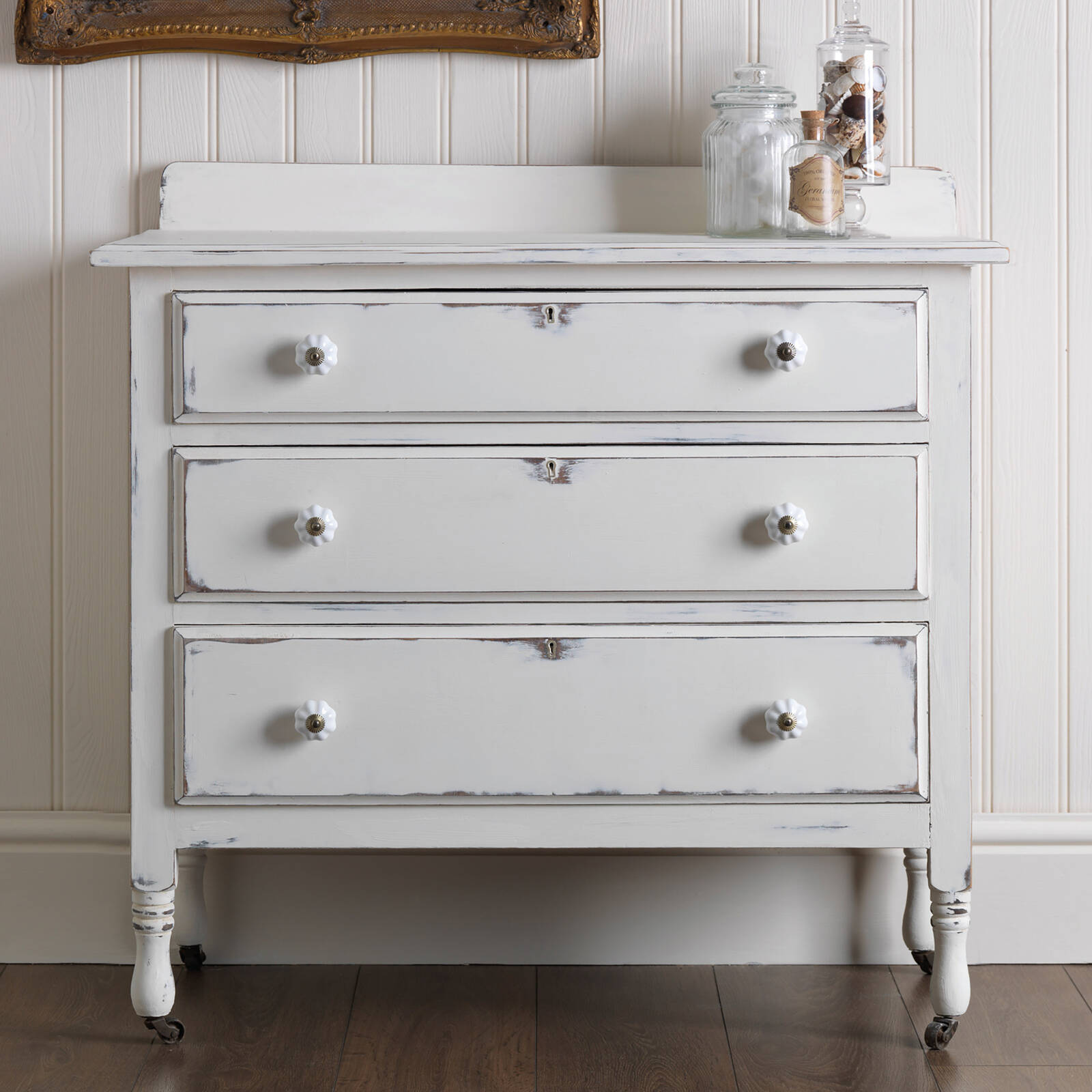 Rust-Oleum Chalked Ultra Matt Paint Linen White 887ml - One-Coat Furniture Paint