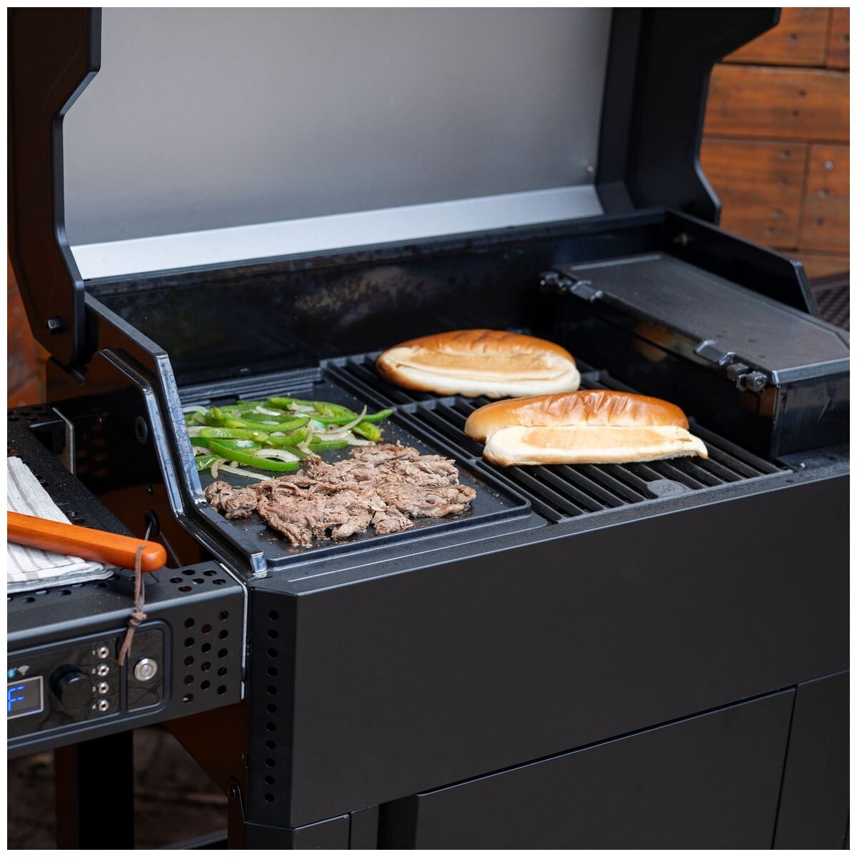 Masterbuilt half-grate griddle insert - reversible cast iron, flat and ridged sides, black - MB20183725