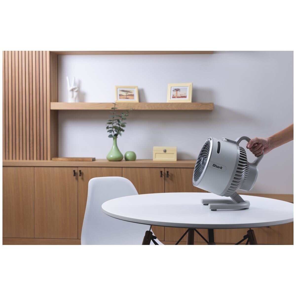 Shark FlexBreeze HydroGo portable misting fan - Dove grey - 5 speeds - up to 12 hours battery - FA052QDVANZ