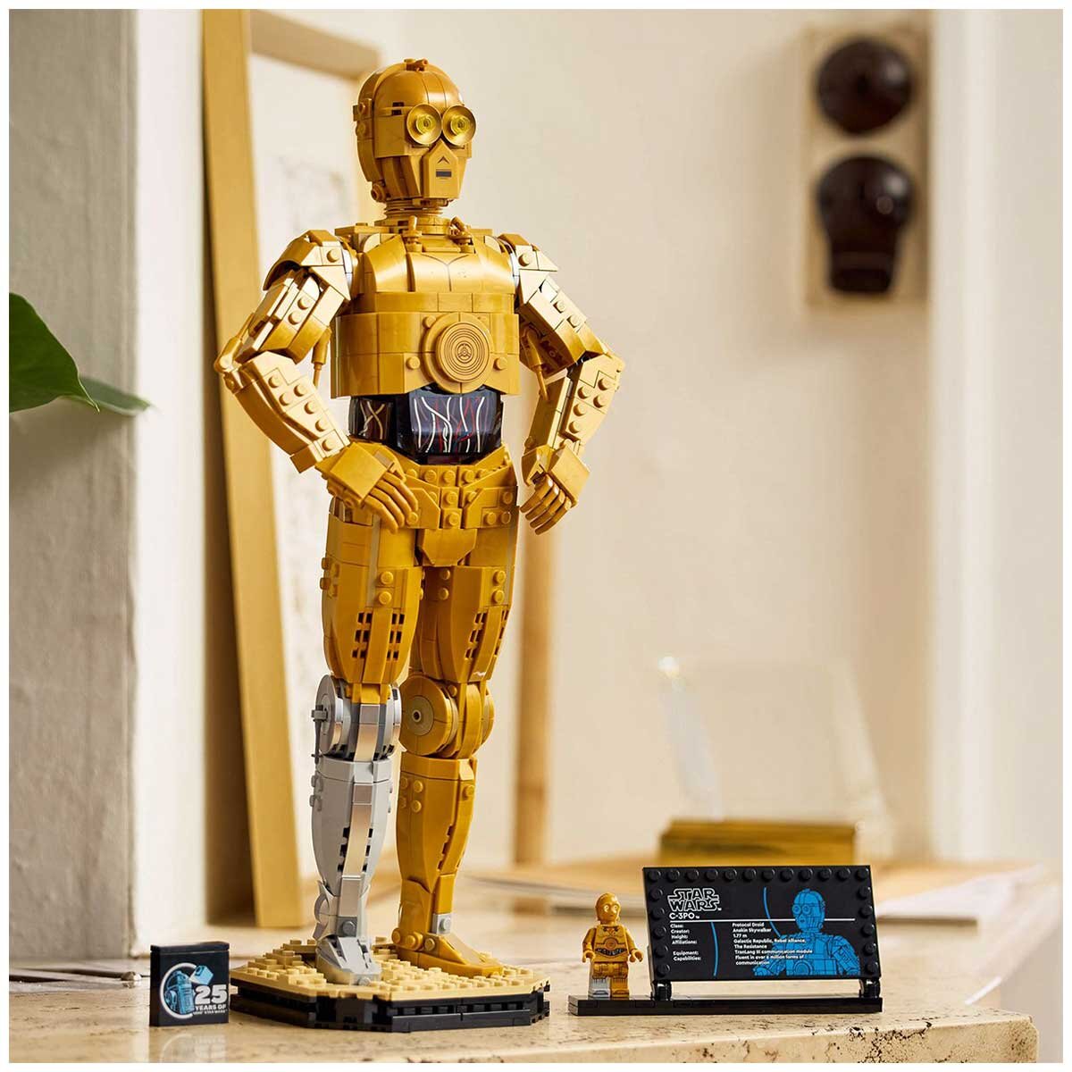 LEGO Star Wars C-3PO Buildable Droid Figure 75398 - SuperSaverAU - view 3