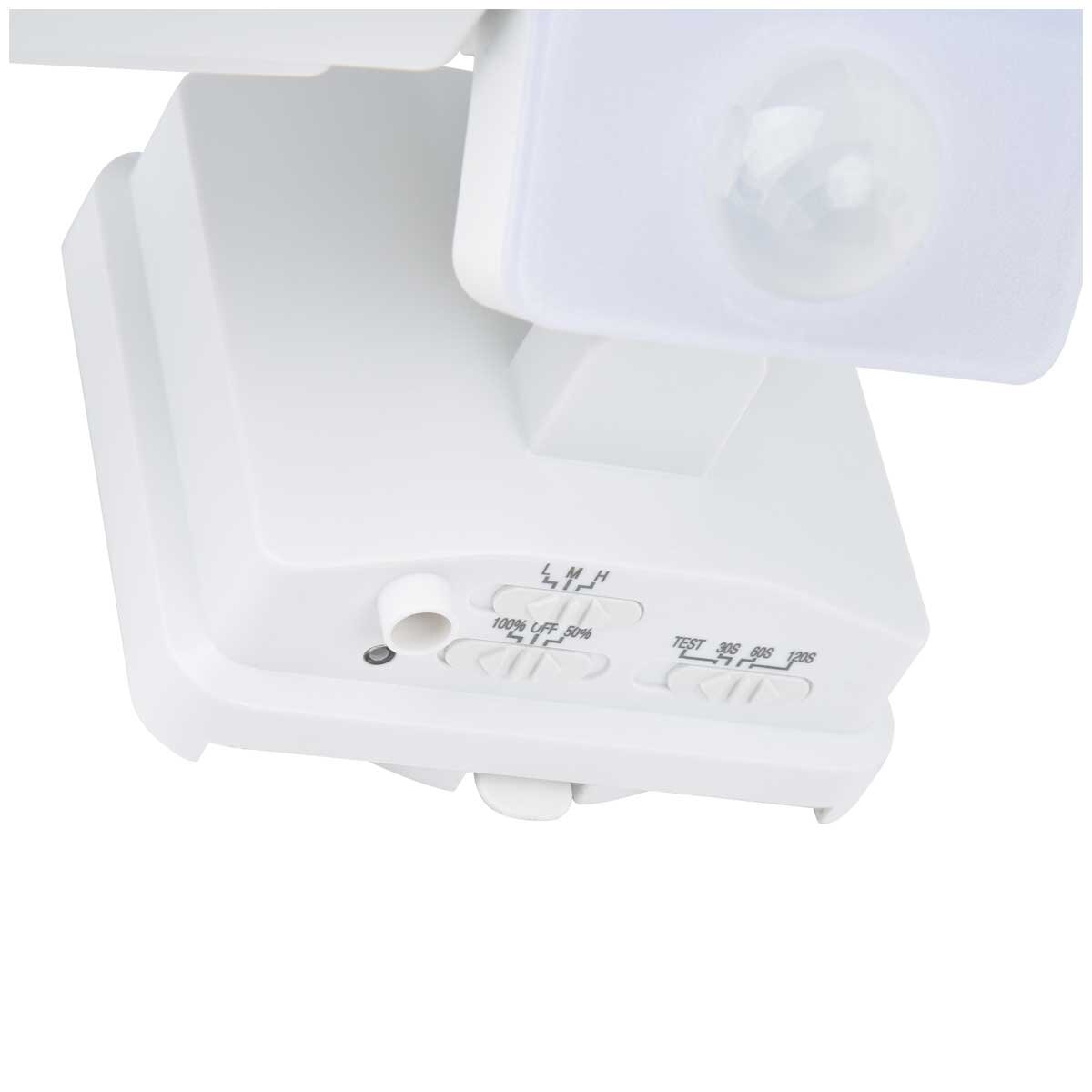 LUTEC Solar Security LED Light Motion Activated - SuperSaverAU - view 3