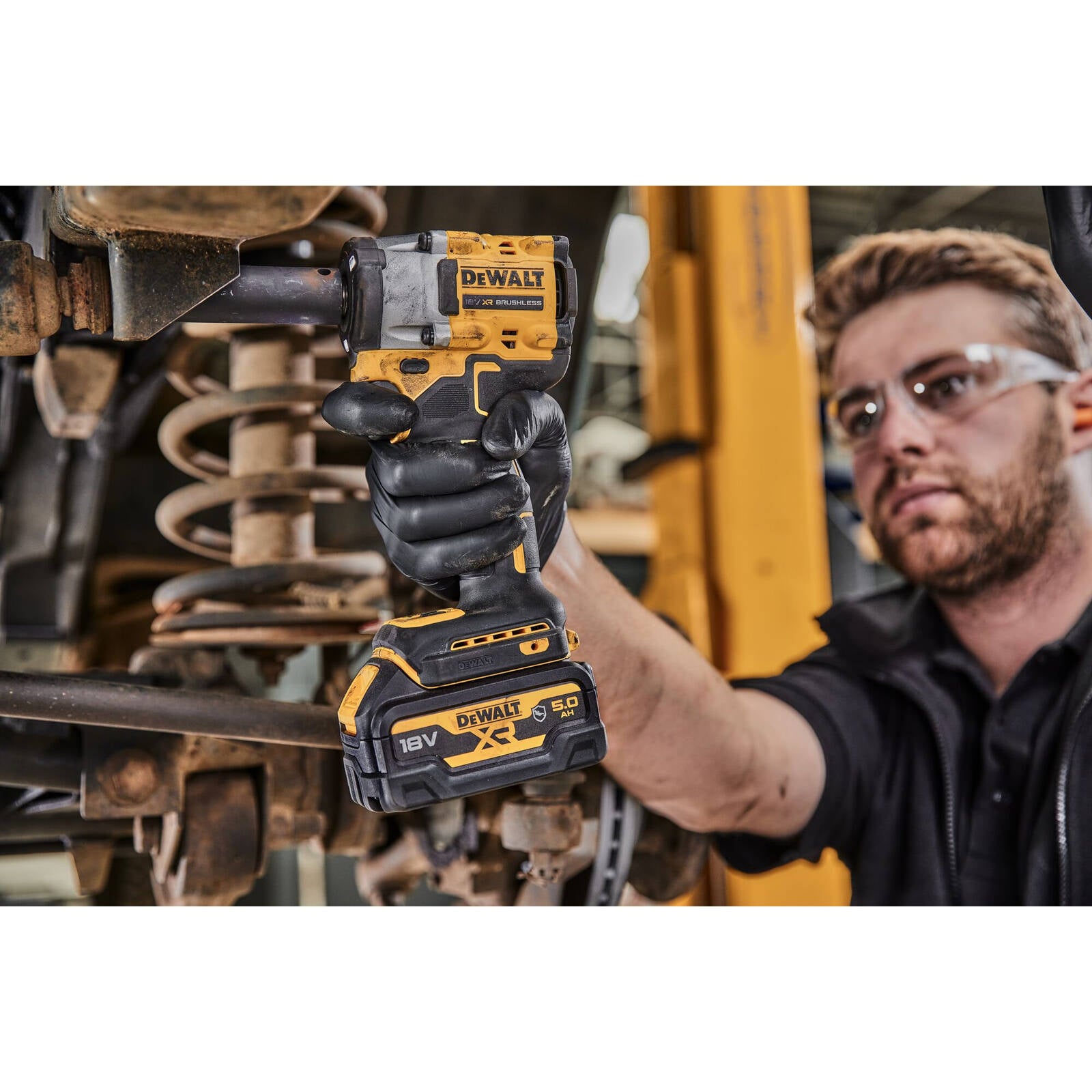 DeWALT 18V XR Cordless Brushless 1/2" Hog Ring Impact Wrench - Bare Unit DCF921N-XJ