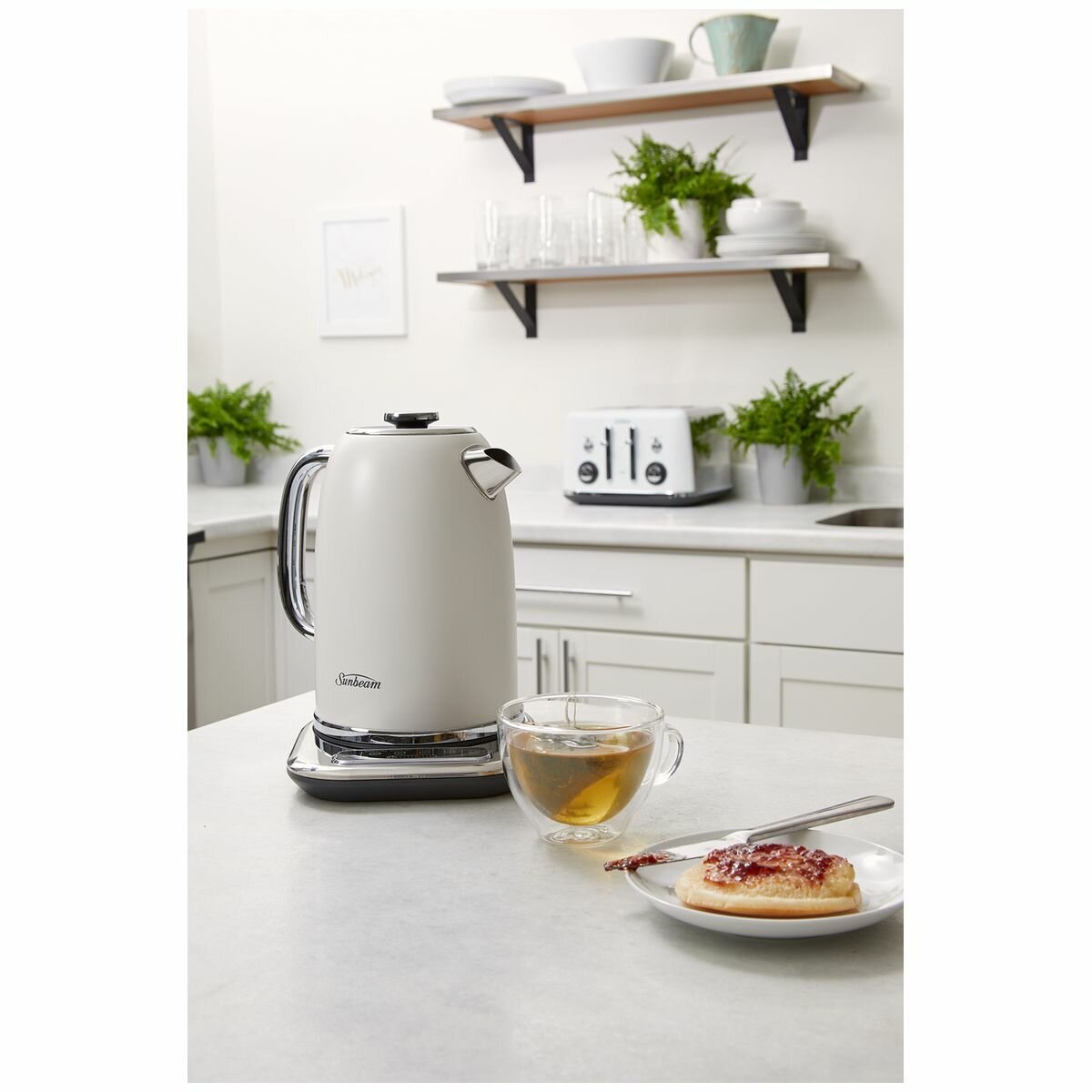 Sunbeam Alinea Select 1.7L Kettle - White, 5 Temperature Settings, Rapid Boil - KE2800W