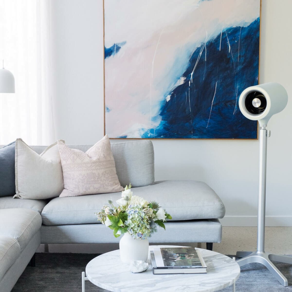 Omega Altise slim pedestal fan - 6 speeds - 80 degree oscillation - remote with storage - White - OP125W