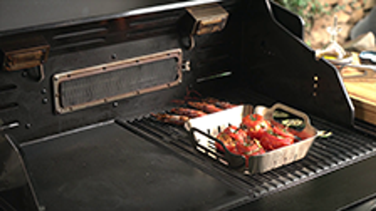 Matador Large BBQ Grill Basket - Stainless Steel - 230mm x 240mm - Easy Cleanup - SuperSaverAU - view 3