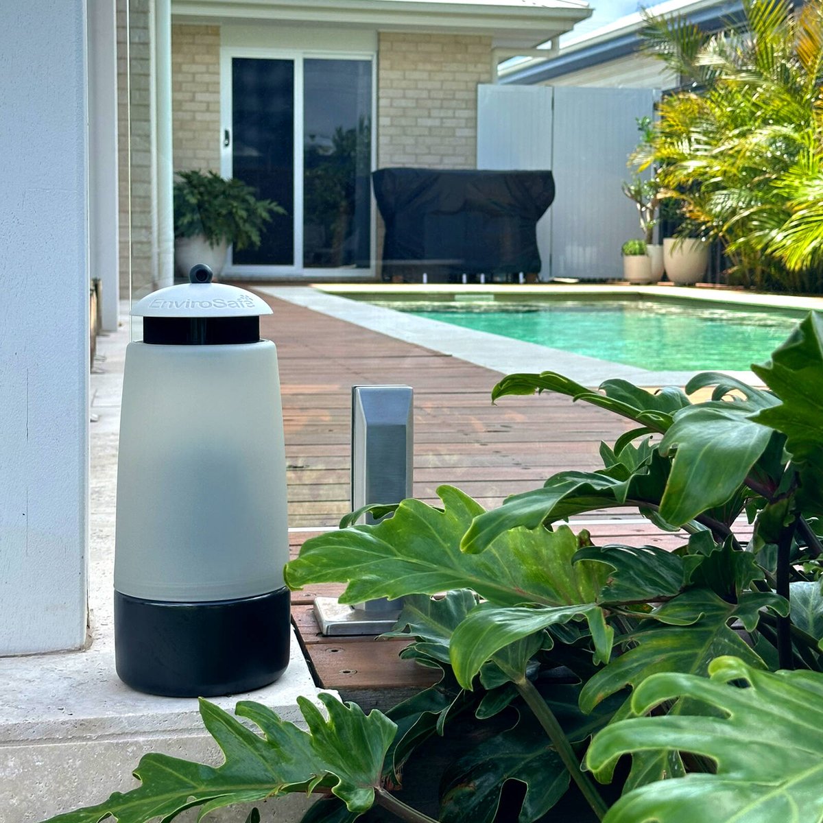 Envirosafe Alfresco Fly Trap - Reusable Outdoor Fly Trap - 120mm x 300mm - Low Odour - SuperSaverAU - view 3