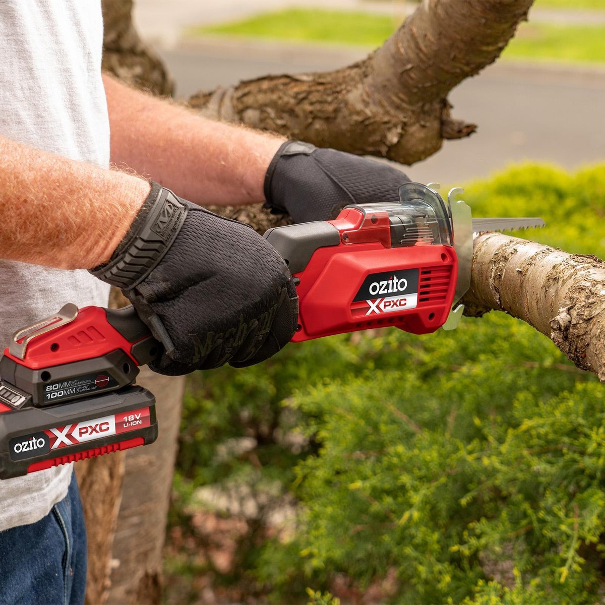 Ozito PXC 18V Cordless Pruning Saw Skin Only - 150mm Blade - Variable Speed - SuperSaverAU - view 3