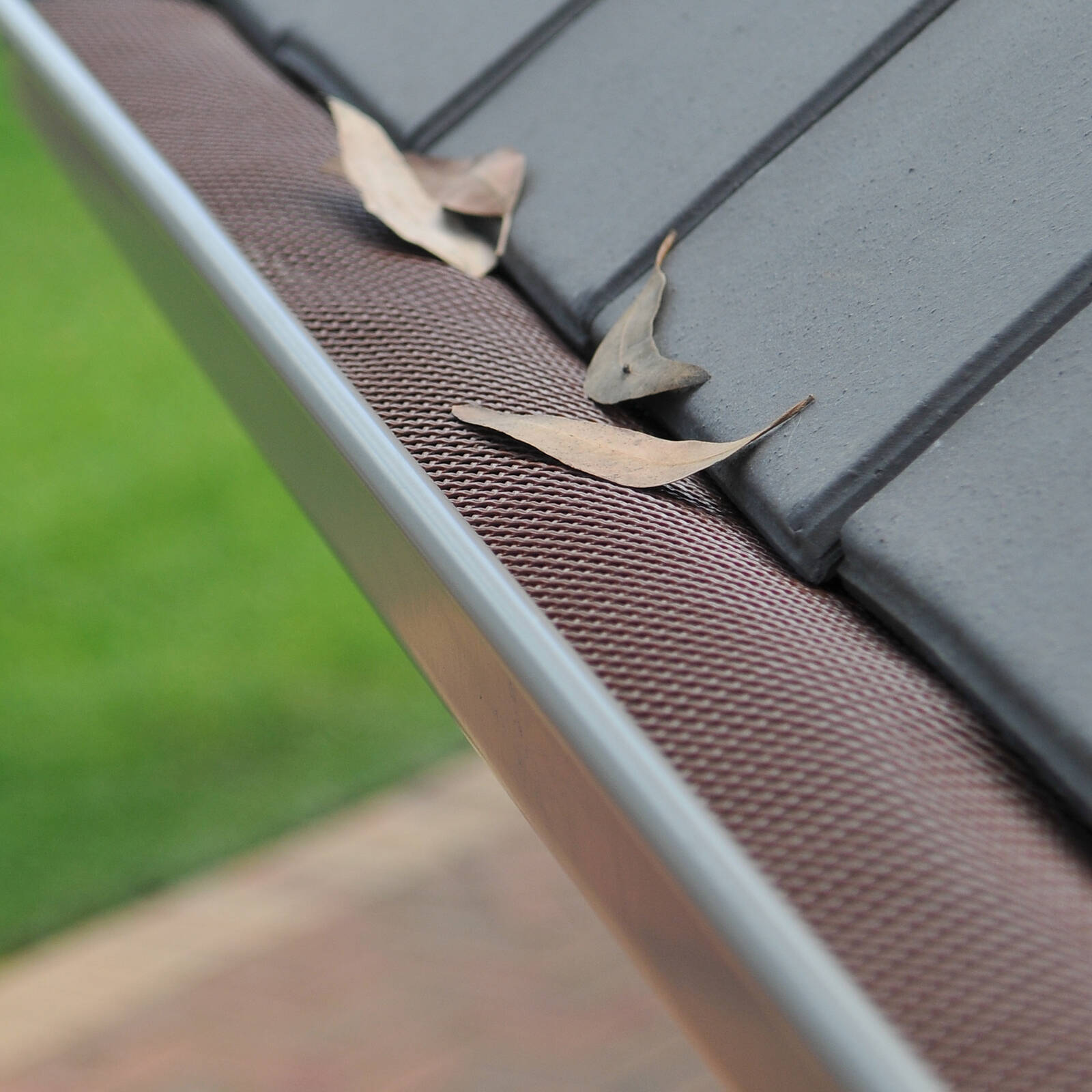 Jack Super Gutter Guard Black 180mm x 8m