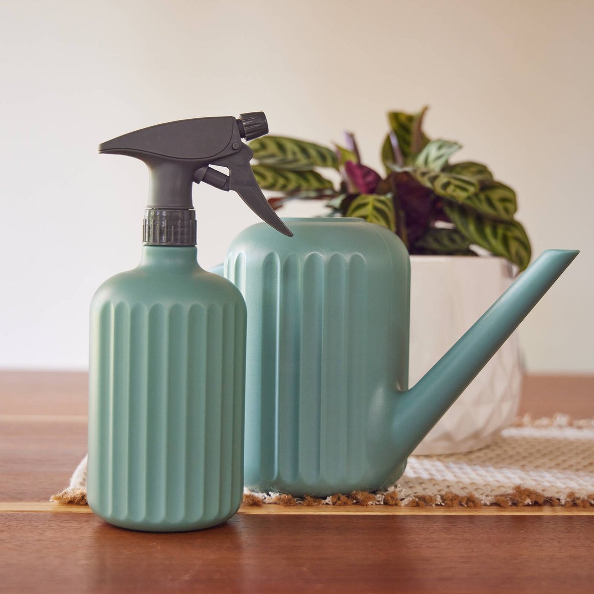 Nylex Garden Trigger Sprayer 750ml - Oil Blue - Adjustable Nozzle - SuperSaverAU - view 3