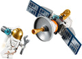 LEGO 30365 Space Satellite Repair Mission - SuperSaverAU - view 2