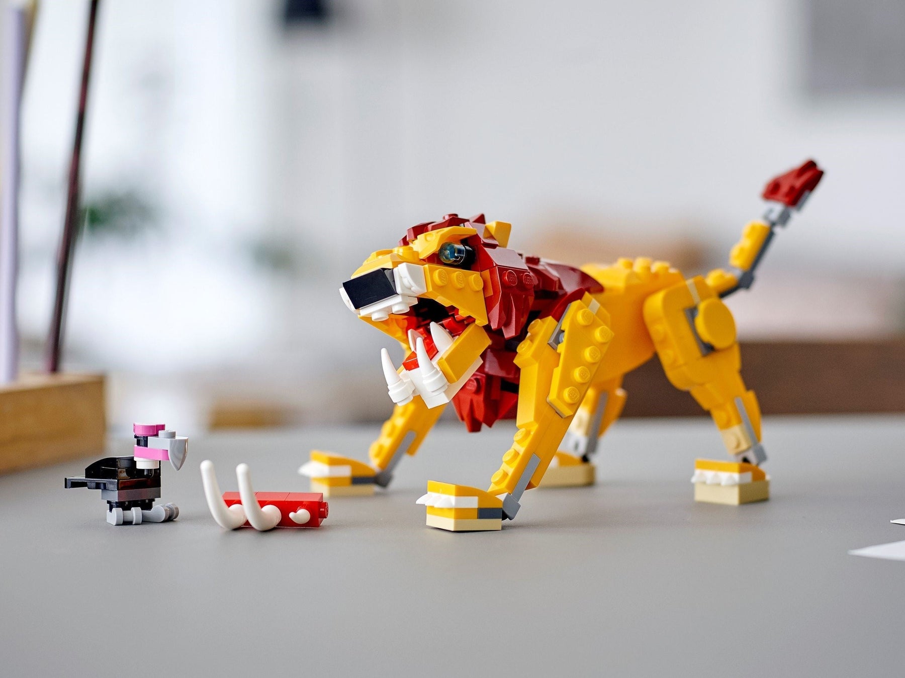 LEGO 31112 Wild Lion 3in1 Animal Building Set - SuperSaverAU - view 6
