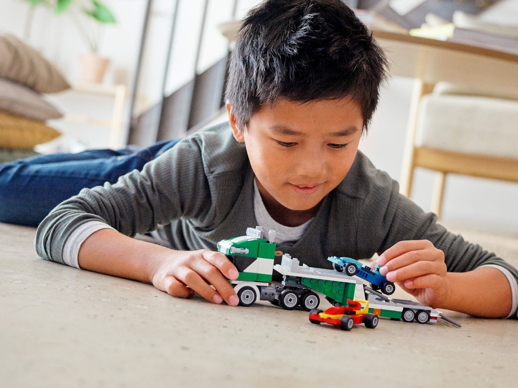 LEGO 31113 Race Car Transporter: Truck, Crane & Tugboat 3in1 - SuperSaverAU - view 4