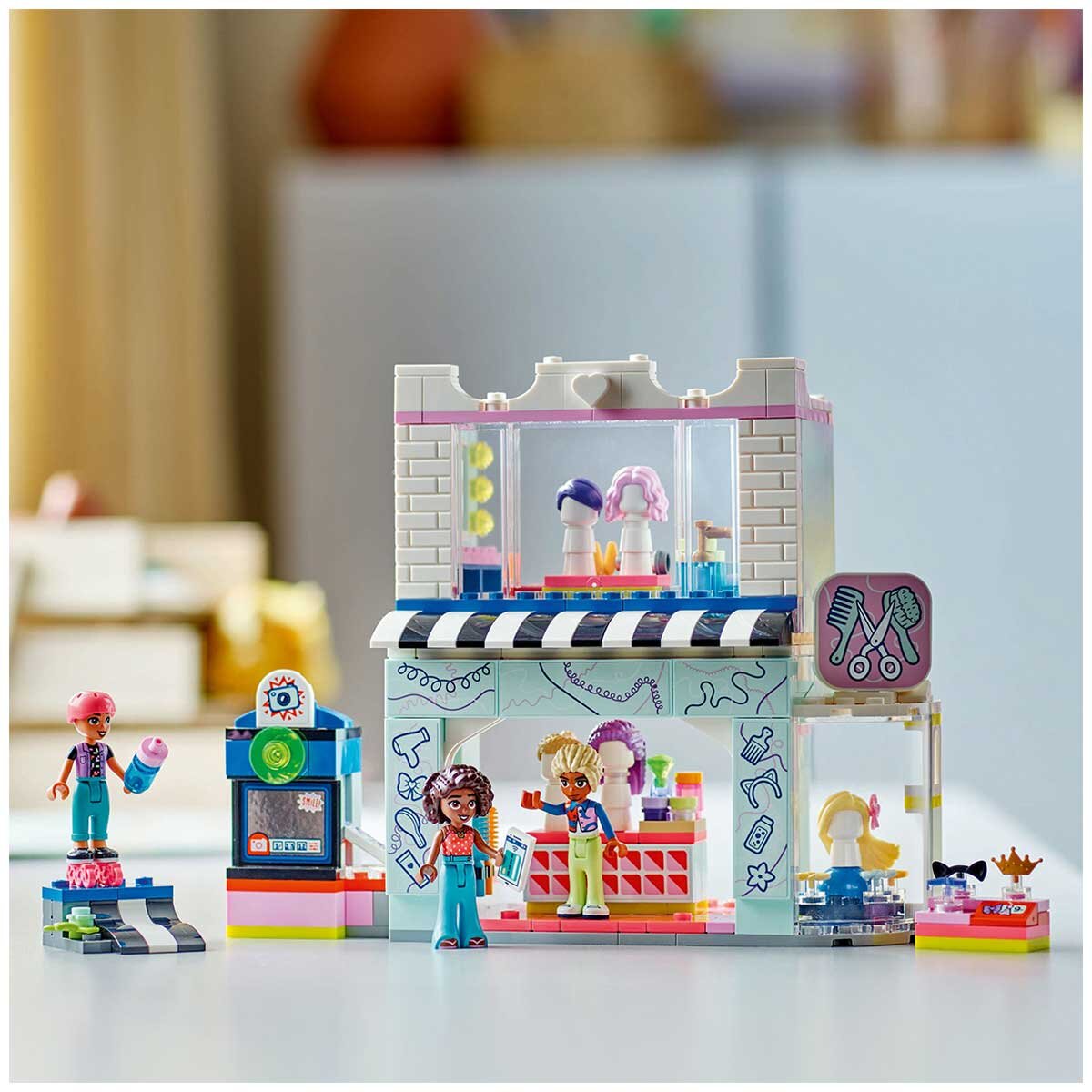 LEGO Friends Hair Salon and Accessories Shop 42662