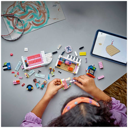 LEGO Friends Hair Salon and Accessories Shop 42662