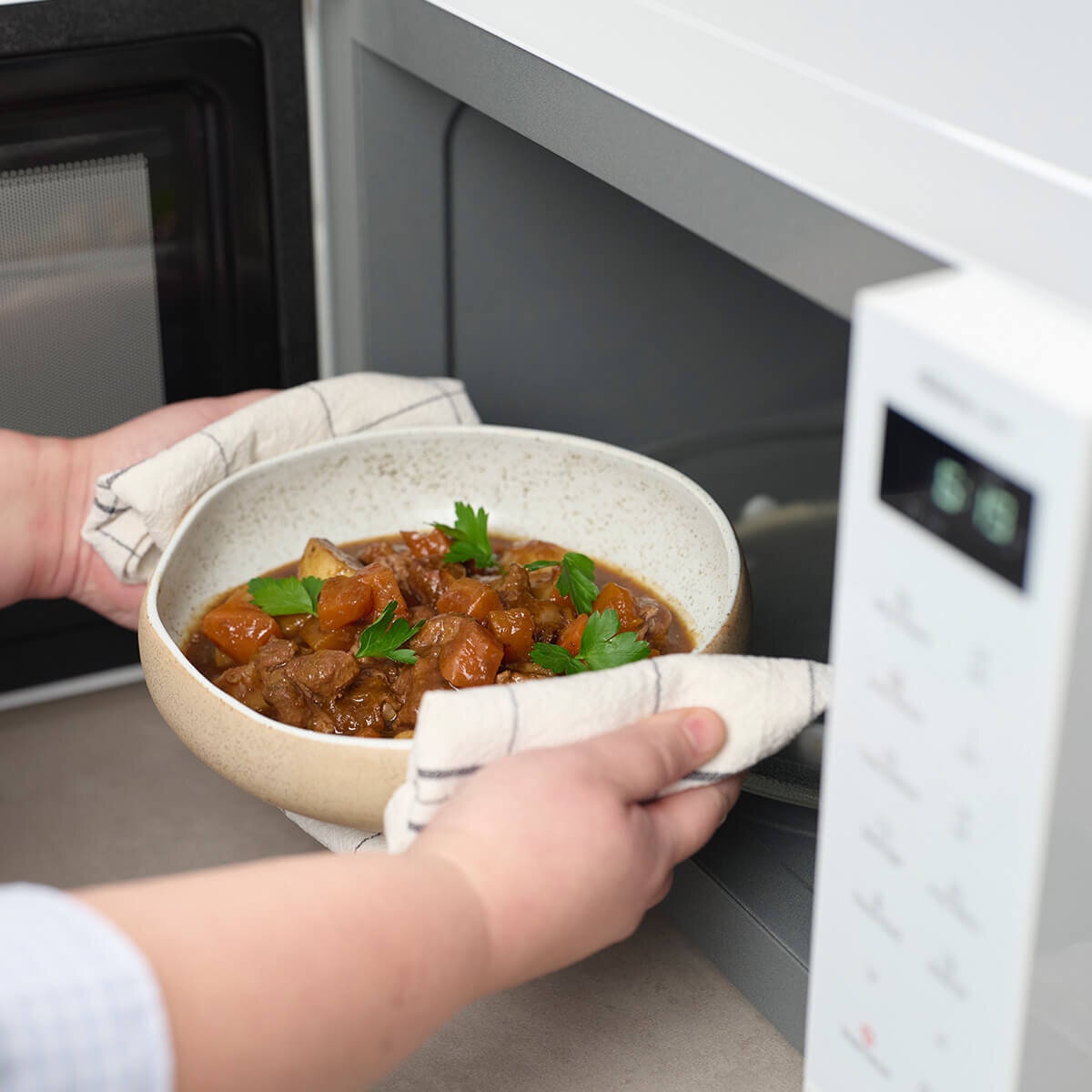 Panasonic 32L 1100W Inverter Microwave - White Glass Finish, 20 Auto Menus, Genius Sensor - NN-ST64QWQPQ