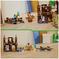LEGO Minecraft Woodland Mansion Fighting Ring 21272 - SuperSaverAU - view 5