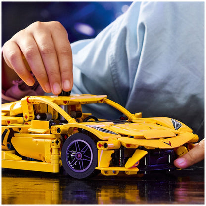 LEGO Technic Chevrolet Corvette Stingray 42205