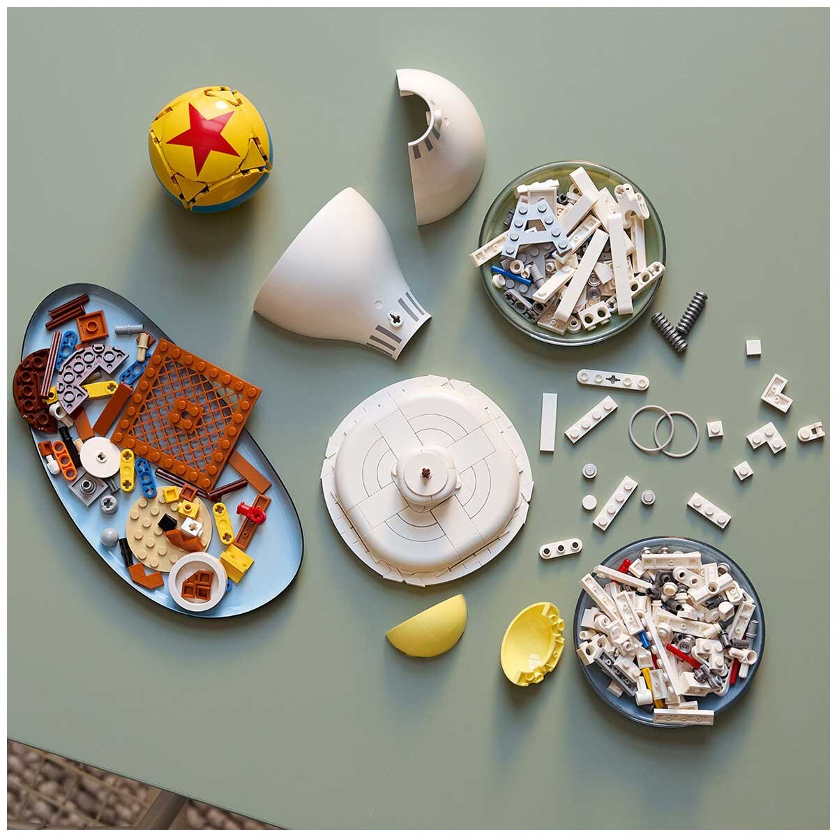 LEGO Ideas Disney Pixar Luxo Jr. 21357 Building Set for Adults | Fully Articulated Display Model with Disney Pixar Ball & Easter Eggs