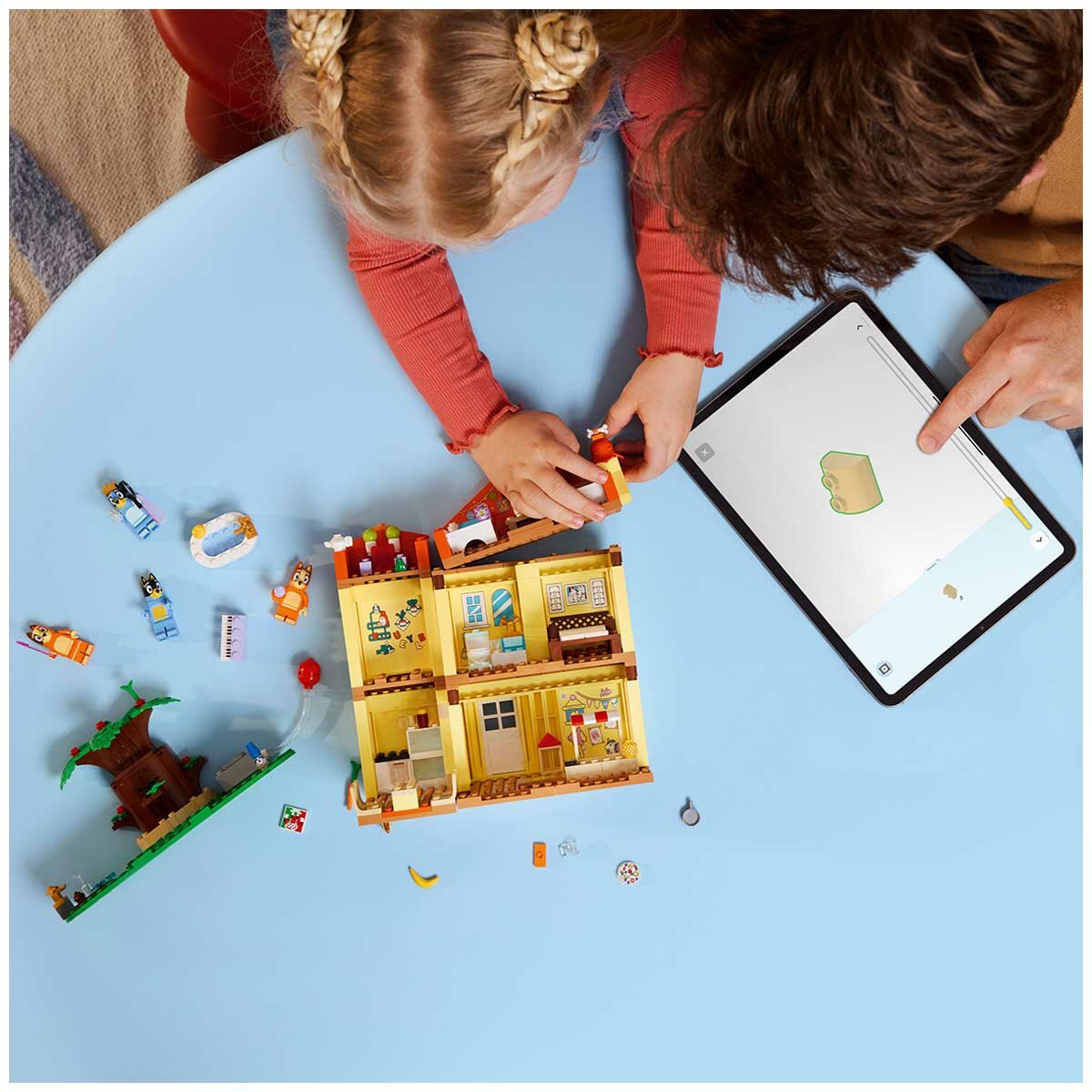 LEGO Bluey Bluey’s Family House Playset 11203 with 4 Minifigures & Modular Design