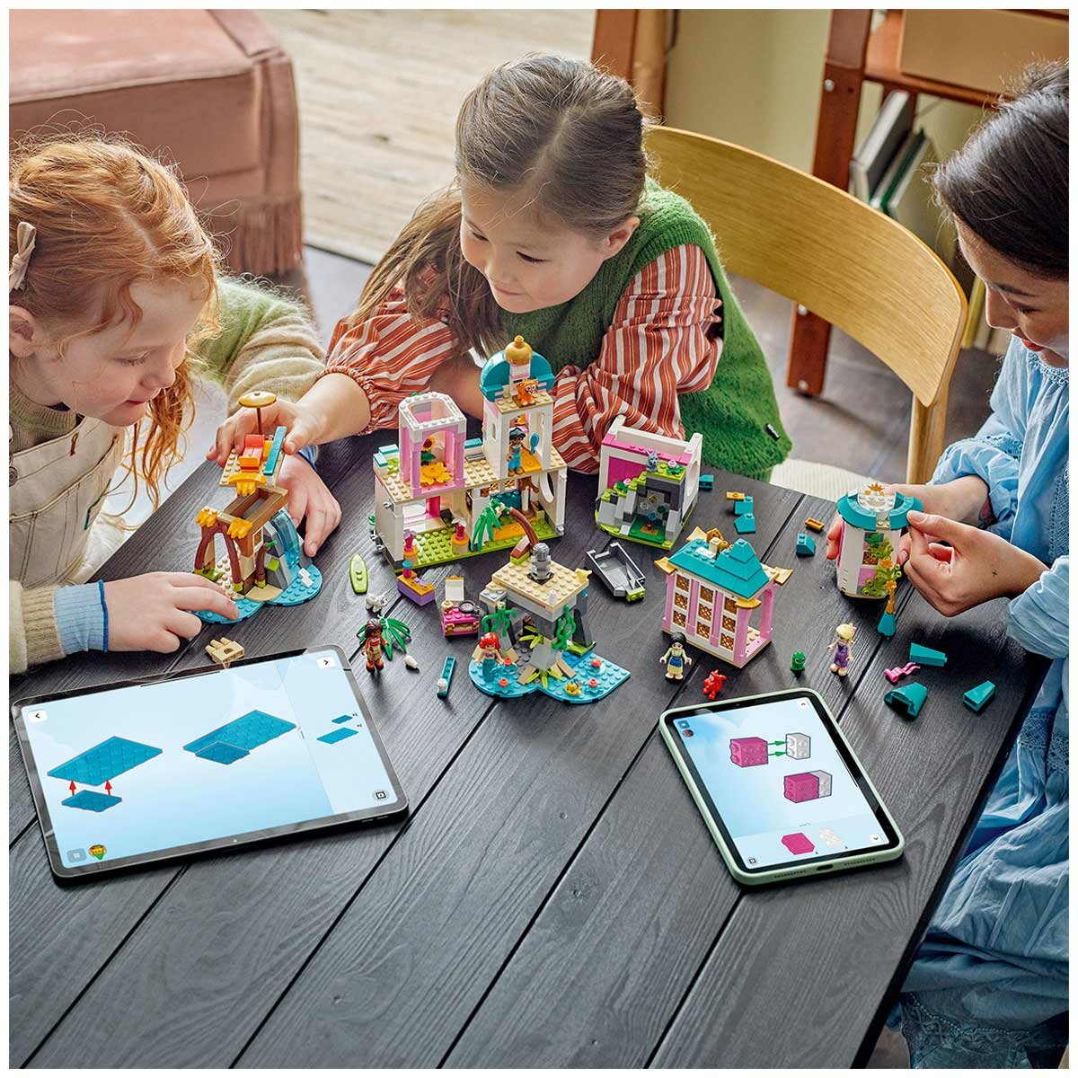 LEGO Disney Princess Castle And Royal Pets 43267 Building Playset with 5 Minidoll Characters and 5 Animal Characters