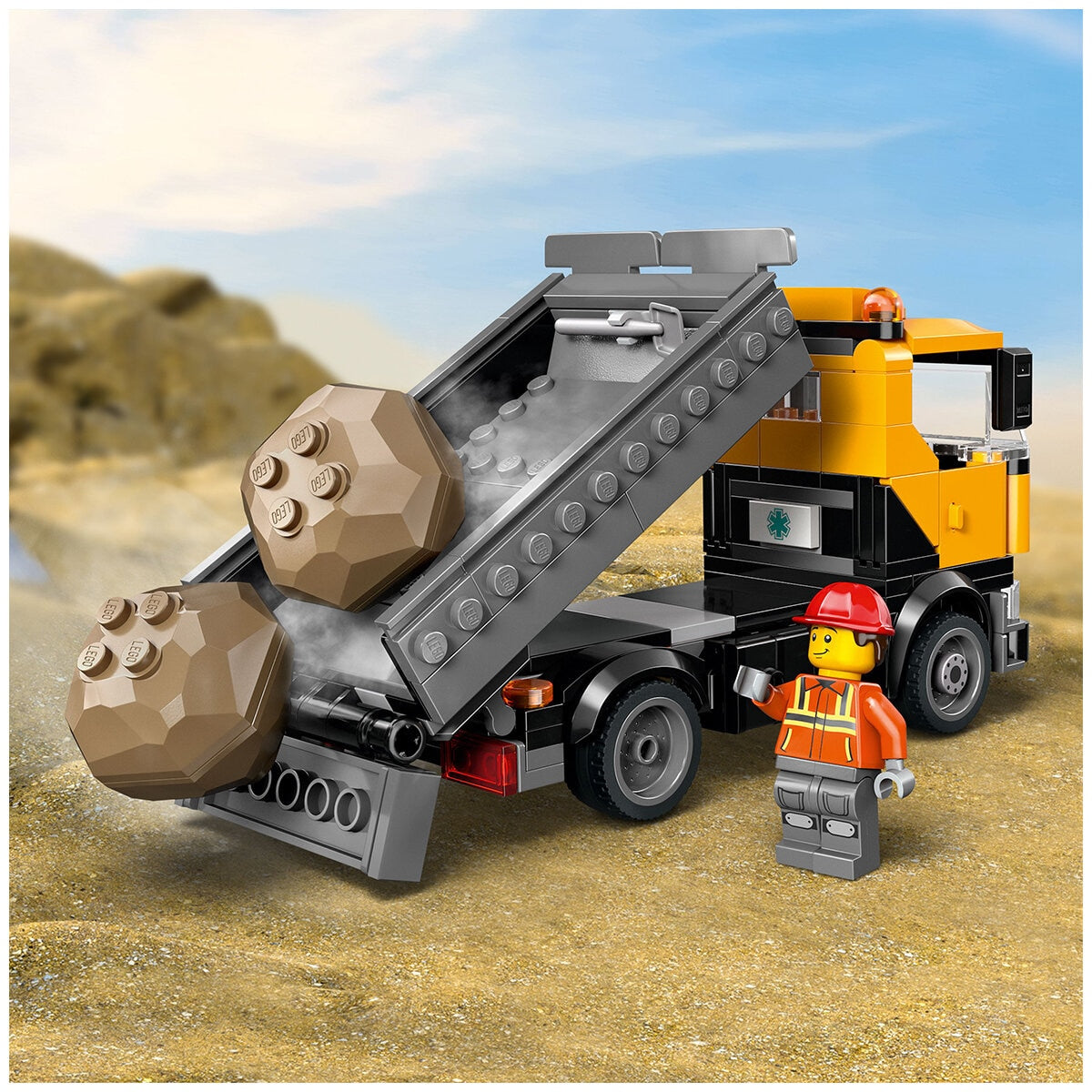LEGO City Heavy-Duty Recovery Tow Truck With Crane 60467, 793 Pieces, Ages 8+, Working Crane, Winch, Dump Truck, 3 Minifigures
