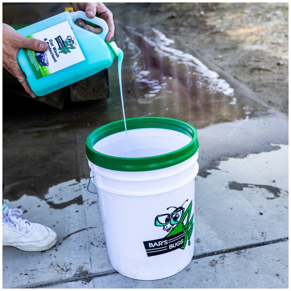 Bar's Bugs 3 Litre Wax Free Car Wash and Paint Protectant Bug Remover — image 3