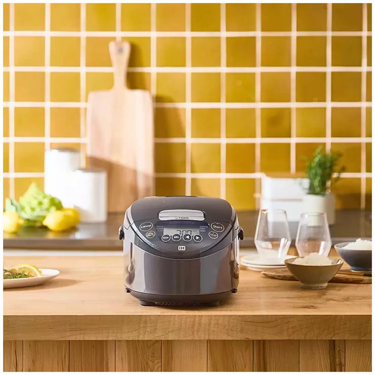 Tiger JPW-G10A Induction Heating Rice Cooker, 1 Litre Capacity with 17 Presets — image 6