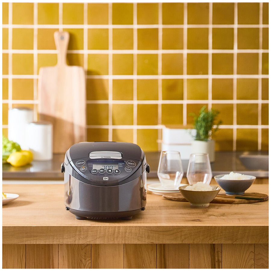 Tiger JPW-G18A Multifunctional Induction Rice Cooker 1.8 Litre, 17 Cooking Presets