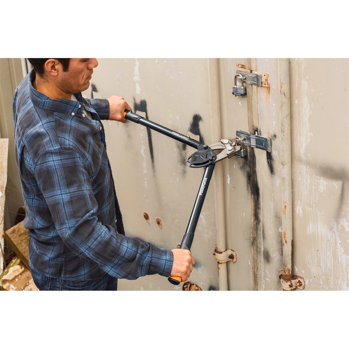Fiskars Powergear Bolt Cutter 610mm Hard Steel Ergonomic Durable - SuperSaverAU - view 4