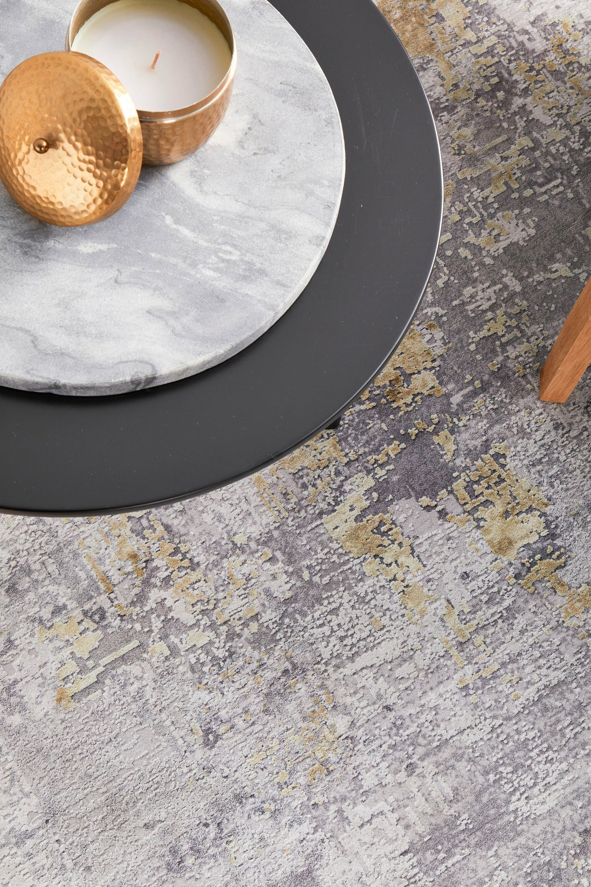 Rug Culture Illusions Medium Silver & Gold Polyester Rug 220x150cm - Power Loomed - ILU156GOLD220X150