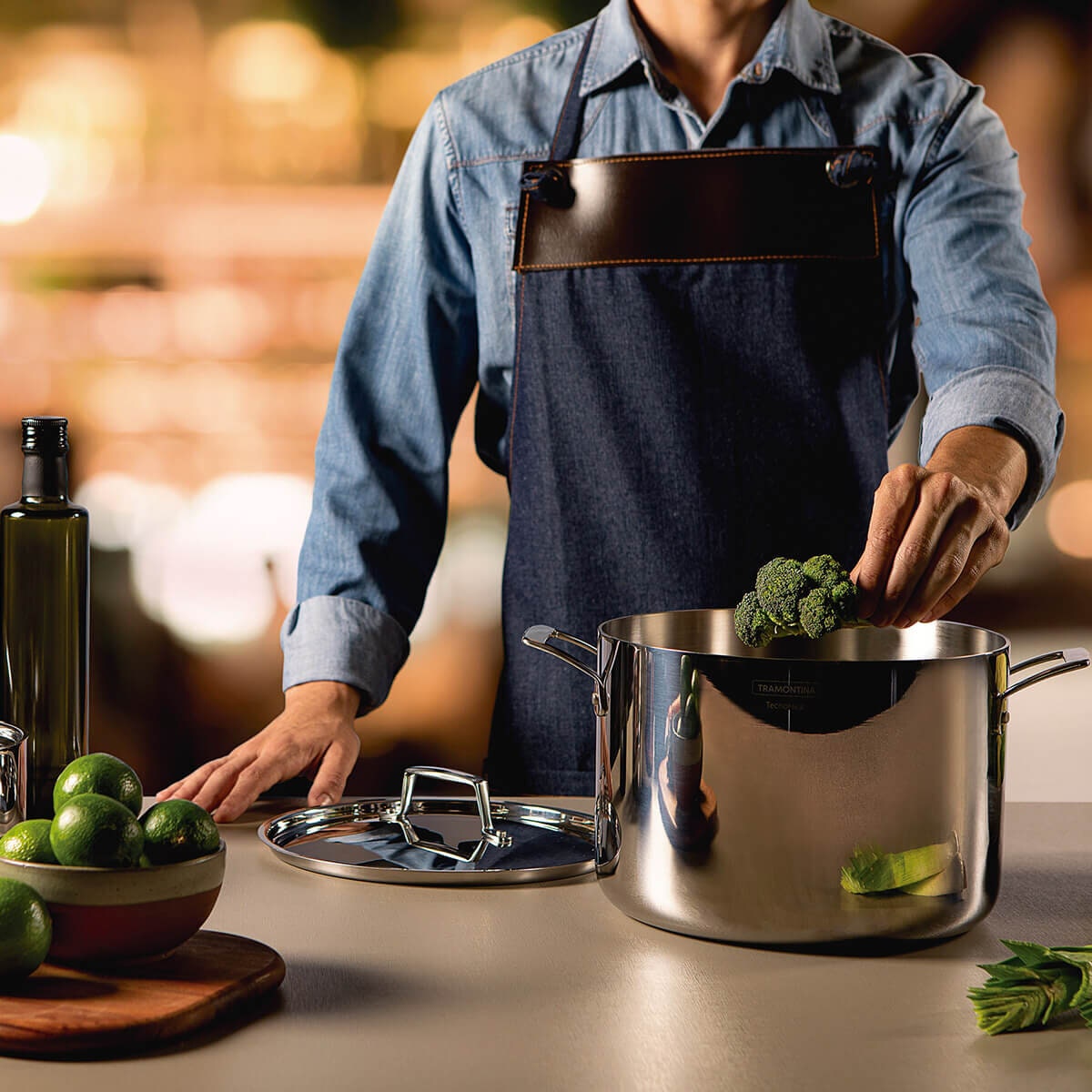 Tramontina Grano 24cm 7.7L Stainless Steel Stock Pot - Tri-Ply Clad - Induction Compatible - 62145240