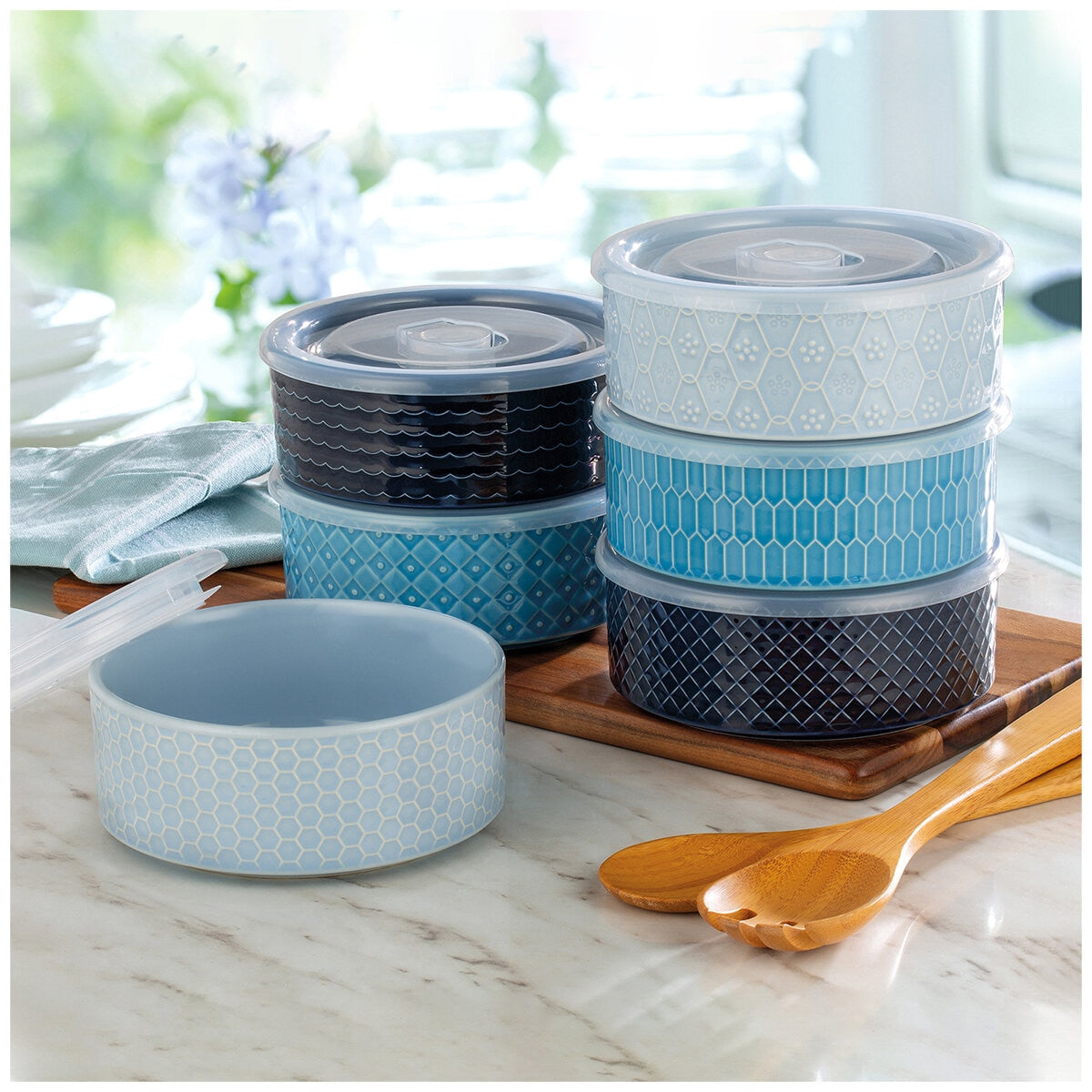 Signature Housewares 6-Piece Microwavable Stoneware Bowl Set with Lids, Blue